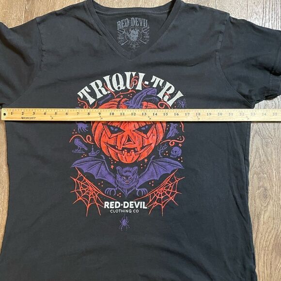 Red Devil Clothing TRIQUI TRI BLACK Tee Shirt Womens Junior size 2XL - Picture 4 of 6